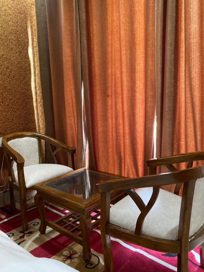 S.R Plaza Hotel Khurja Екстериор снимка
